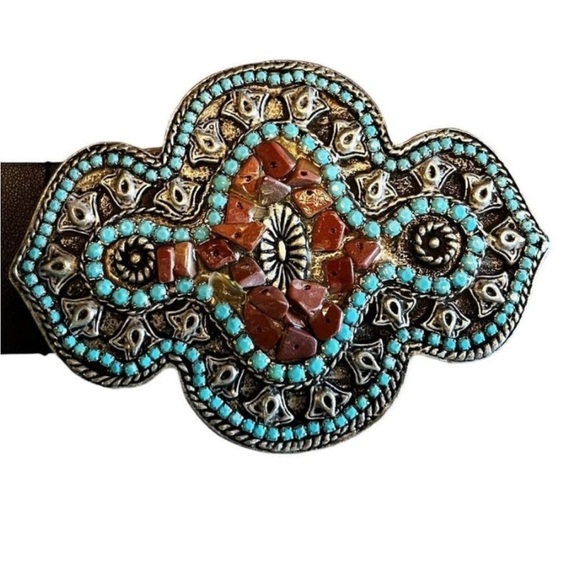GUESS Genuine Leather Belt Black & Silver Southwestern Buckle Medium